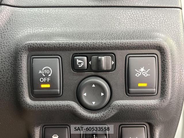Nissan NOTE 2016-05 8279143-3