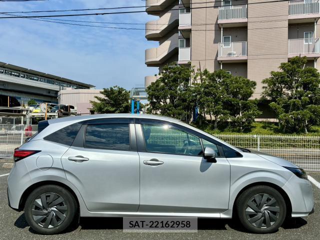 Nissan NOTE 2021-06 8279250-3