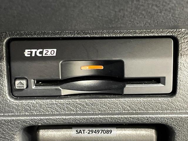 Nissan NOTE 2024-02 8279386-8