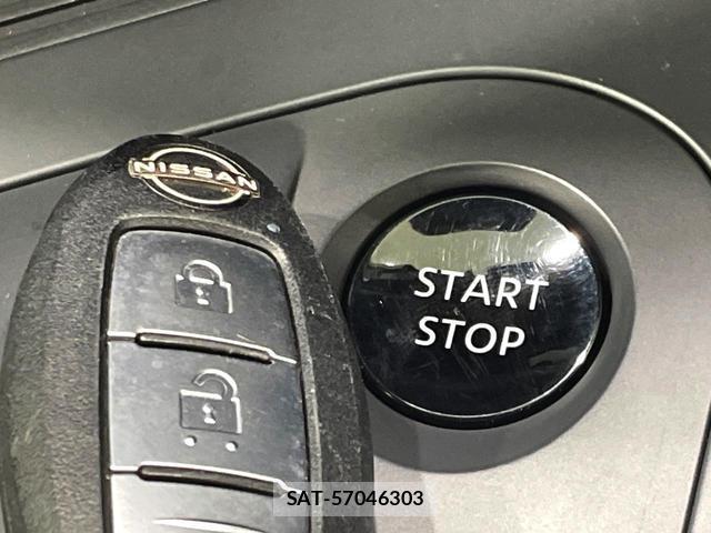 Nissan NOTE 2021-11 8279390-8