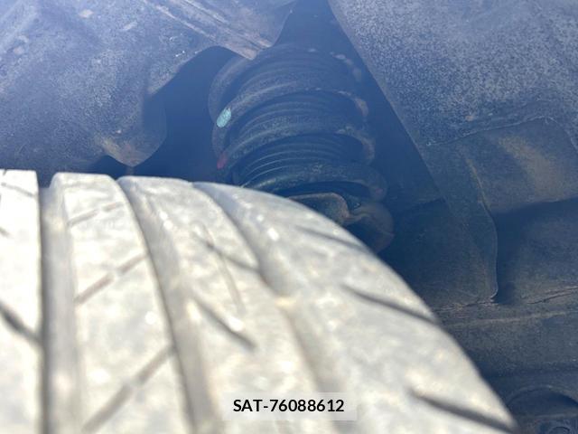 Nissan NOTE 2018-07 8279428-18