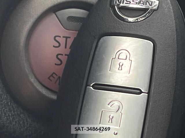Nissan NOTE 2016-05 8279582-7