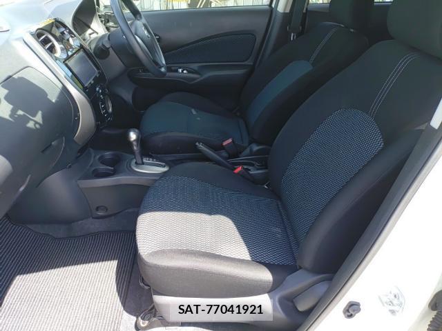 Nissan NOTE 2016-07 8279914-15