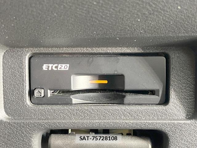 Nissan NOTE 2023-12 8279969-5