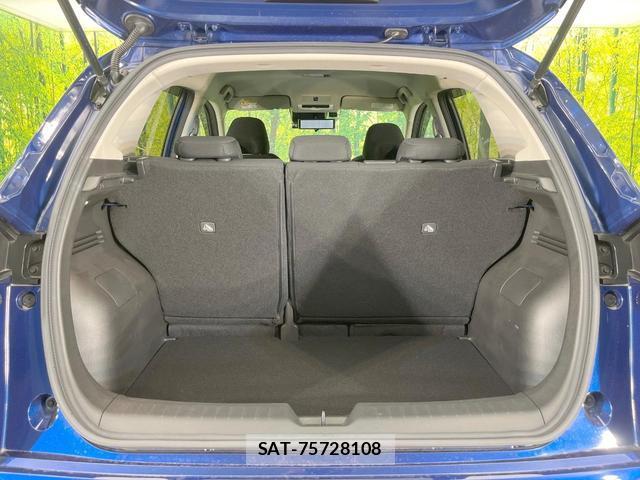 Nissan NOTE 2023-12 8279969-9