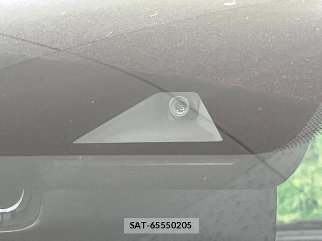 Nissan NOTE 2017-09 8280301-12