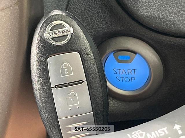 Nissan NOTE 2017-09 8280301-6