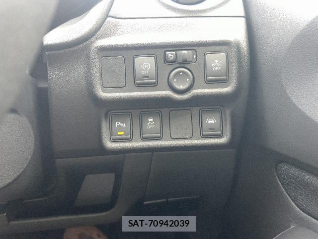 Nissan NOTE 2020-05 8280330-17