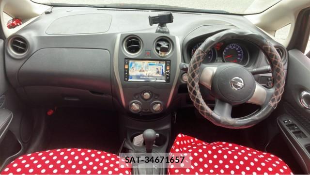 Nissan NOTE 2013-04 8280456-2