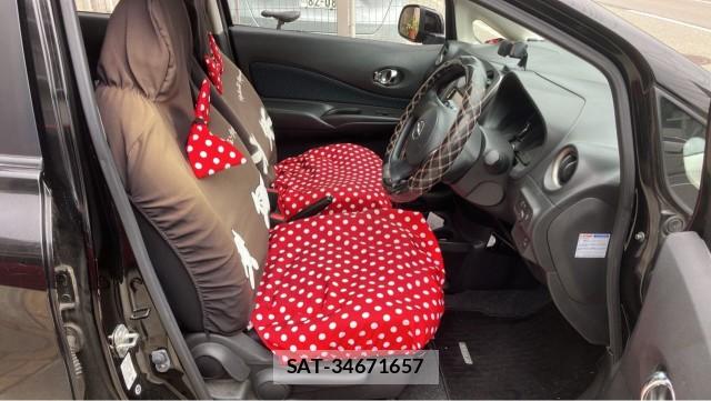 Nissan NOTE 2013-04 8280456-5