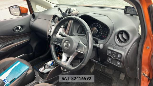Nissan NOTE 2017-06 8280524-16