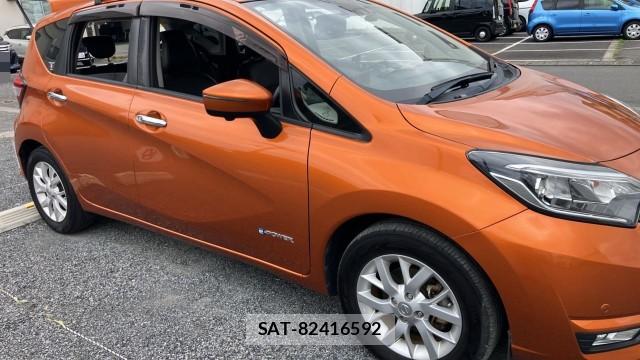 Nissan NOTE 2017-06 8280524-3