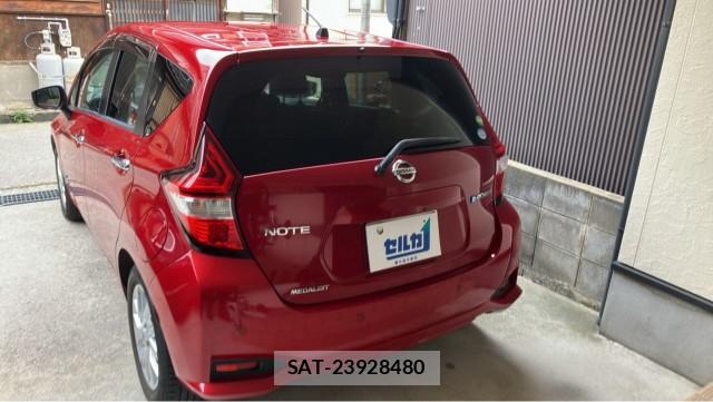 Nissan NOTE 2017-03 8280716-1