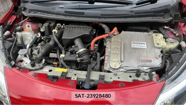 Nissan NOTE 2017-03 8280716-7