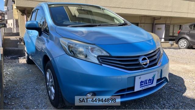 Nissan NOTE 2013-09 8280939-11