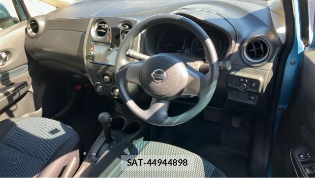 Nissan NOTE 2013-09 8280939-2