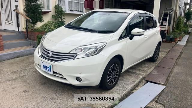 Nissan NOTE 2016-03 8281516-0
