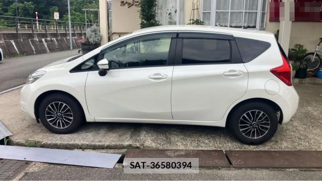 Nissan NOTE 2016-03 8281516-10