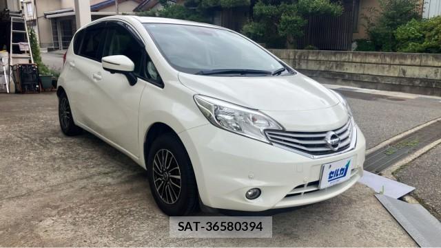 Nissan NOTE 2016-03 8281516-11