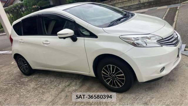 Nissan NOTE 2016-03 8281516-3