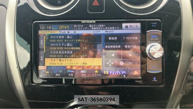 Nissan NOTE 2016-03 8281516-4