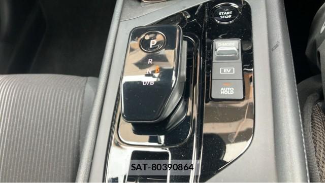 Nissan NOTE 2022-01 8281522-14