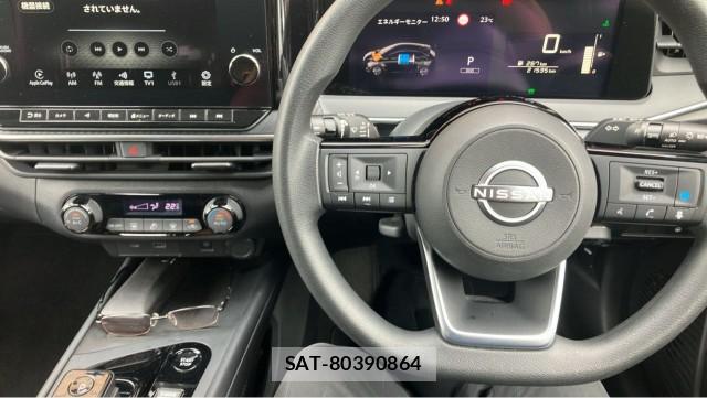 Nissan NOTE 2022-01 8281522-16