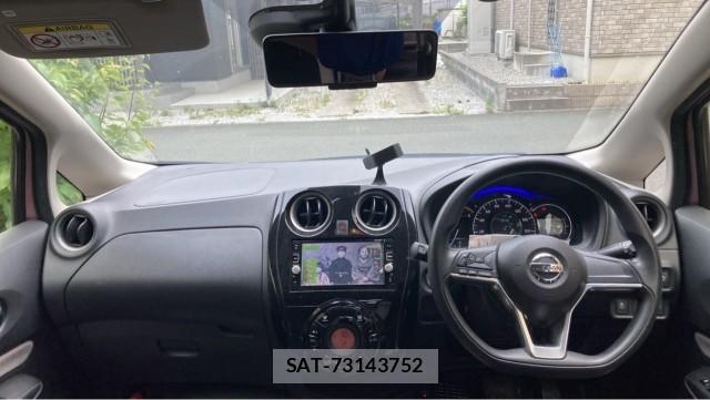 Nissan NOTE 2017-01 8281739-2