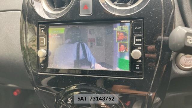 Nissan NOTE 2017-01 8281739-4