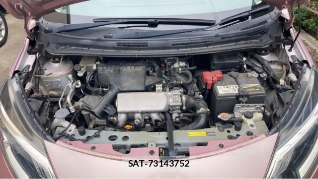 Nissan NOTE 2017-01 8281739-7