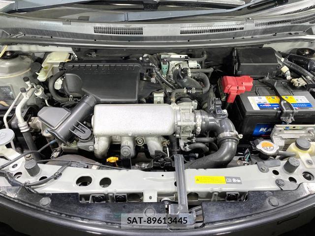 Nissan NOTE 2013-01 8281792-17