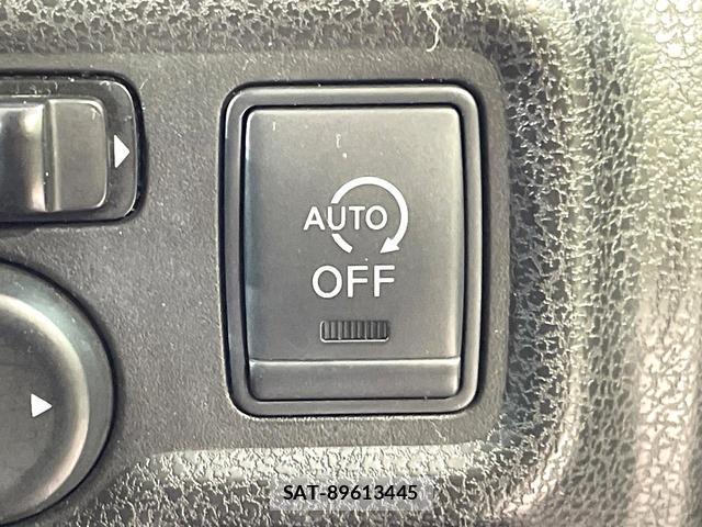 Nissan NOTE 2013-01 8281792-6