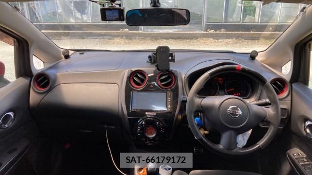 Nissan NOTE 2015-08 8281824-2