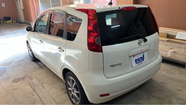 Nissan NOTE 2008-06 8282055-12