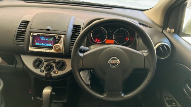 Nissan NOTE 2008-06 8282055-15