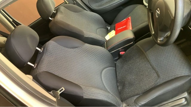 Nissan NOTE 2008-06 8282055-5