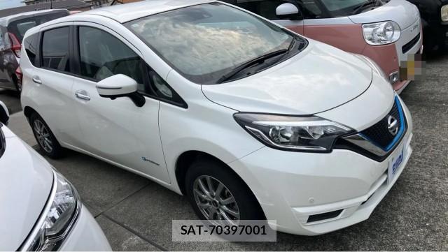 Nissan NOTE 2019-06 8282428-3
