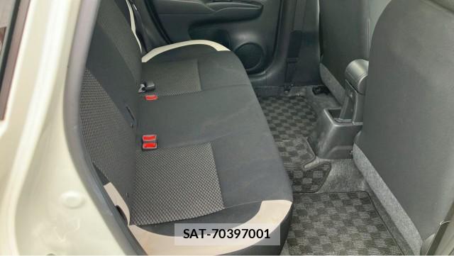 Nissan NOTE 2019-06 8282428-6
