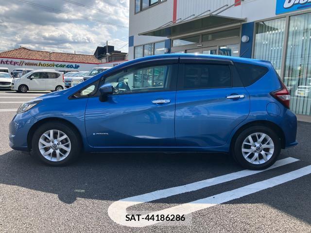Nissan NOTE 2018-12 8282923-10