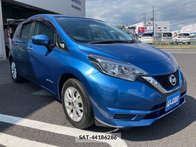 Nissan NOTE 2018-12 8282923-11