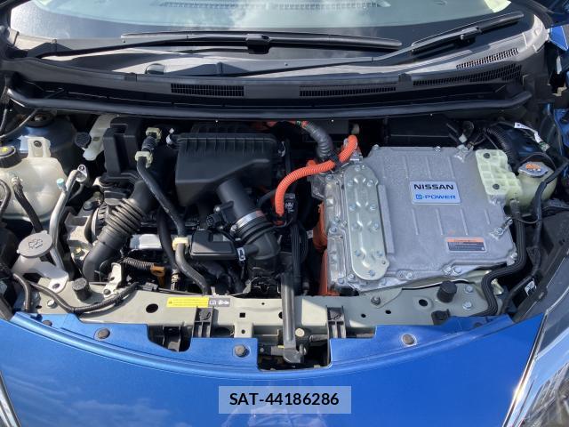 Nissan NOTE 2018-12 8282923-7
