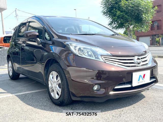 Nissan NOTE 2015-05 8283050-16