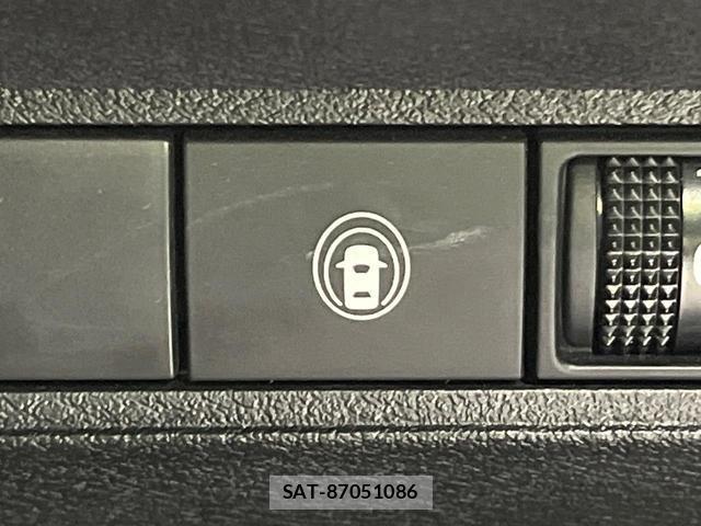Nissan NOTE 2021-07 8283284-4