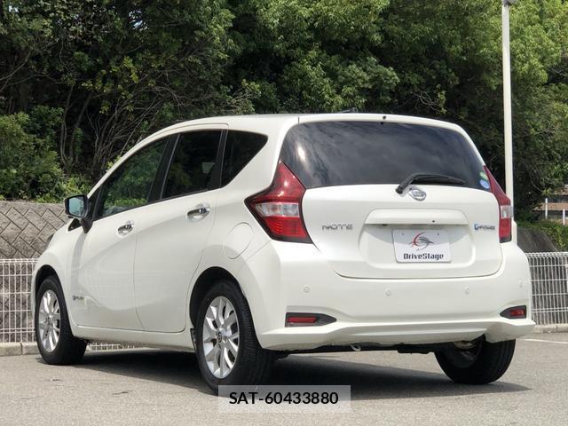 Nissan NOTE 2019-06 8283386-4
