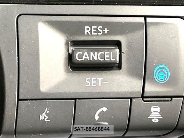 Nissan NOTE 2021-07 8283453-5