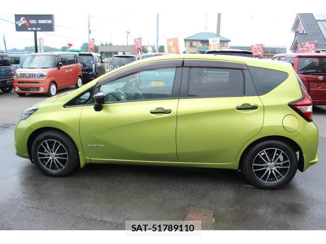 Nissan NOTE 2018-07 8283517-14