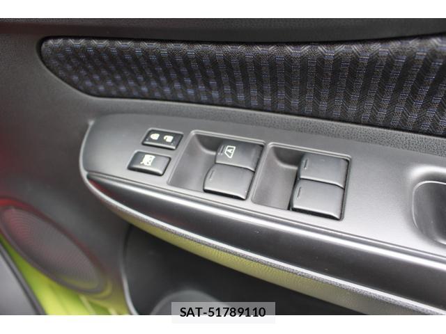 Nissan NOTE 2018-07 8283517-9