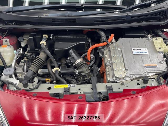 Nissan NOTE 2018-09 8283768-17