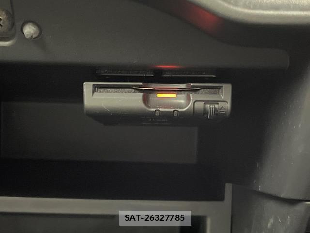 Nissan NOTE 2018-09 8283768-6