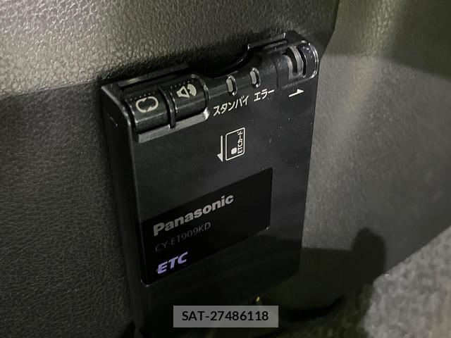 Nissan NOTE 2017-05 8283805-6